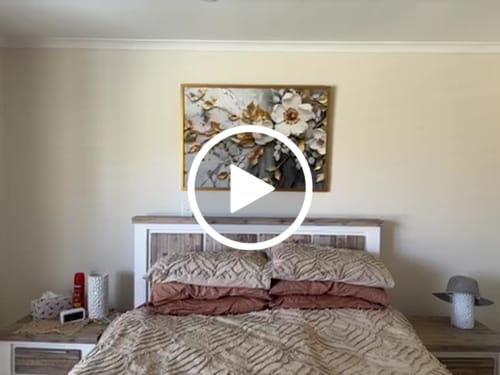 Customer video review of GILDED LEAVES