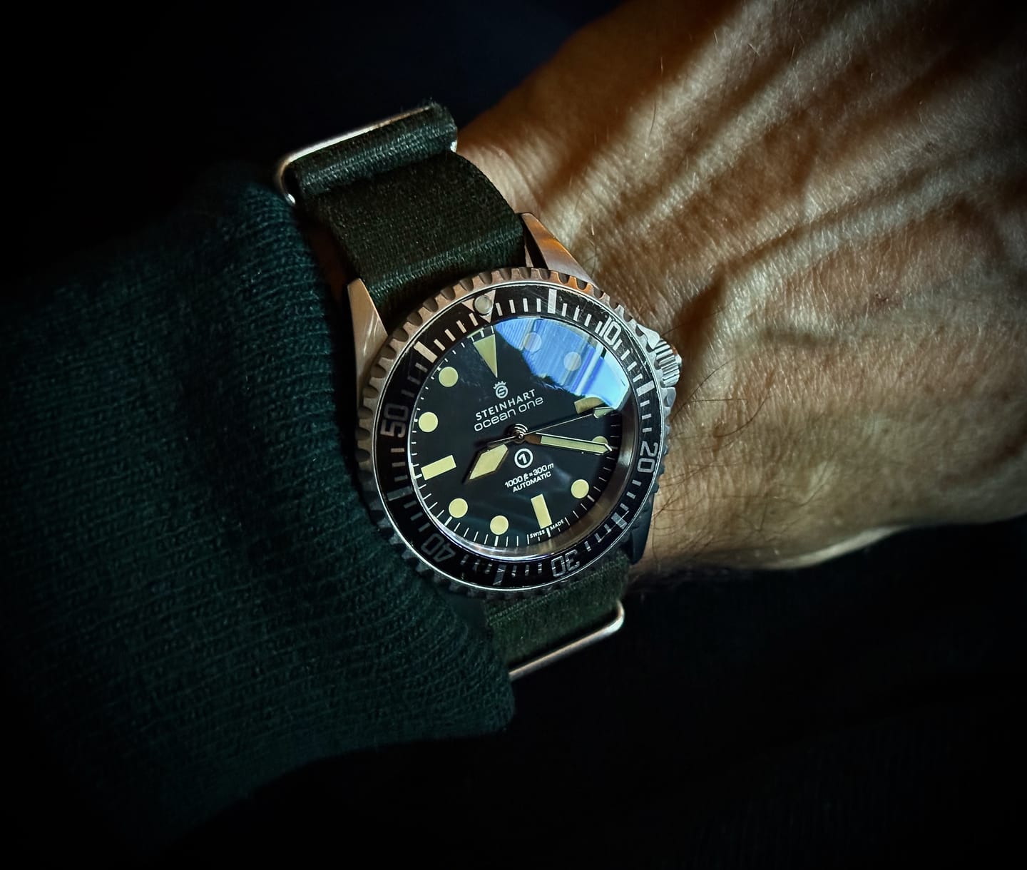 Customer photo review of Heat-Welded Plain Color Variant Mafia Strap 18, 20mm