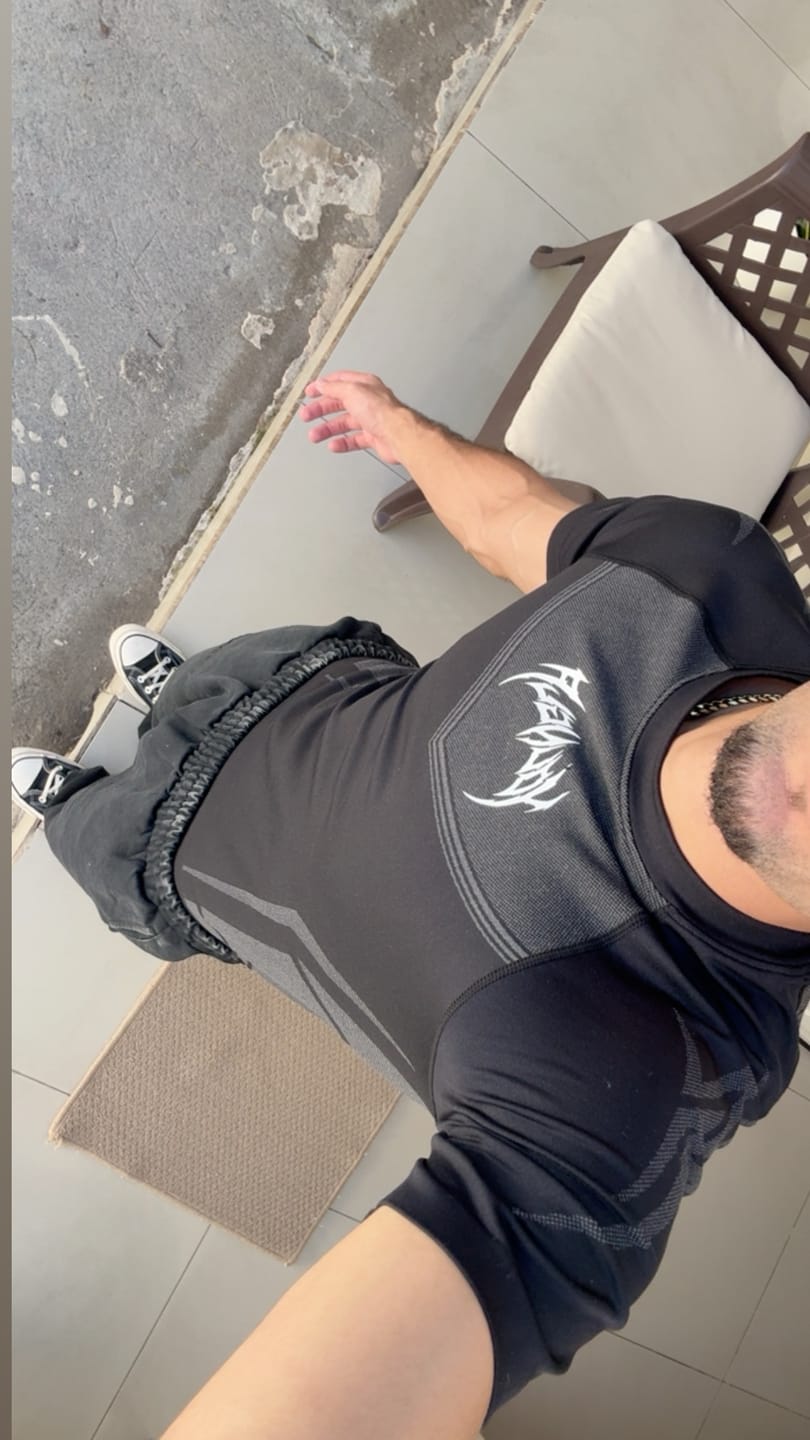 Customer photo review of 2041 - The Midnight Collection - Joggers