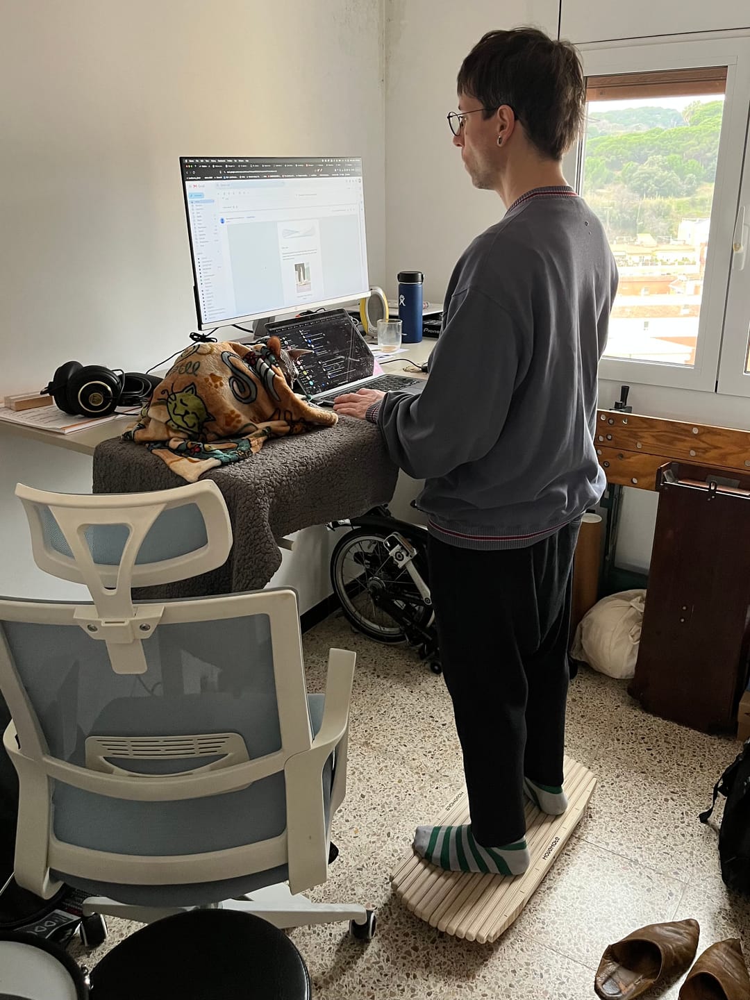 Customer photo review of Movemate™ Active Standing Board