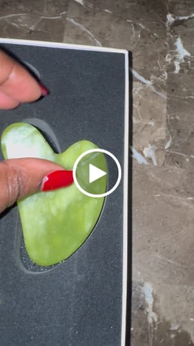 Customer video review of Lymphatic Drainage Jade-Sculpting Set