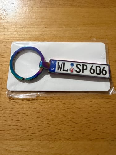 Customer photo review of Kennzeichen Schlüsselanhänger Mini Nummernschild Metall