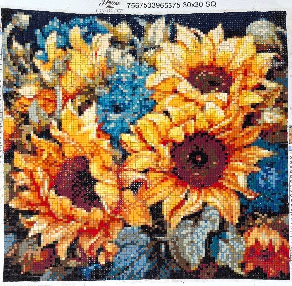 Customer photo review of Sunflower Bouquet - Exclusive Premium Diamond Painting Kit