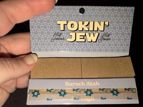 Customer photo review of Free Rolling Papers