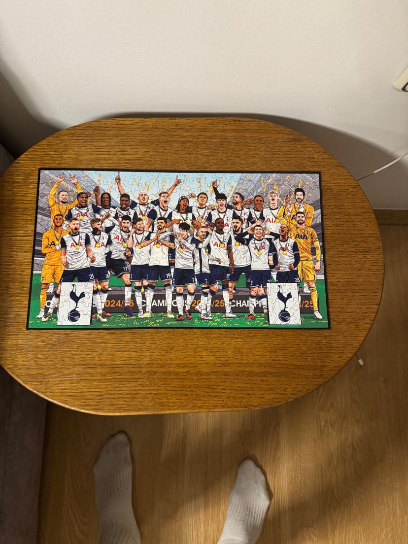 Customer photo review of Tottenham Hotspur FC® European Champions 24/25 - Wooden Puzzle
