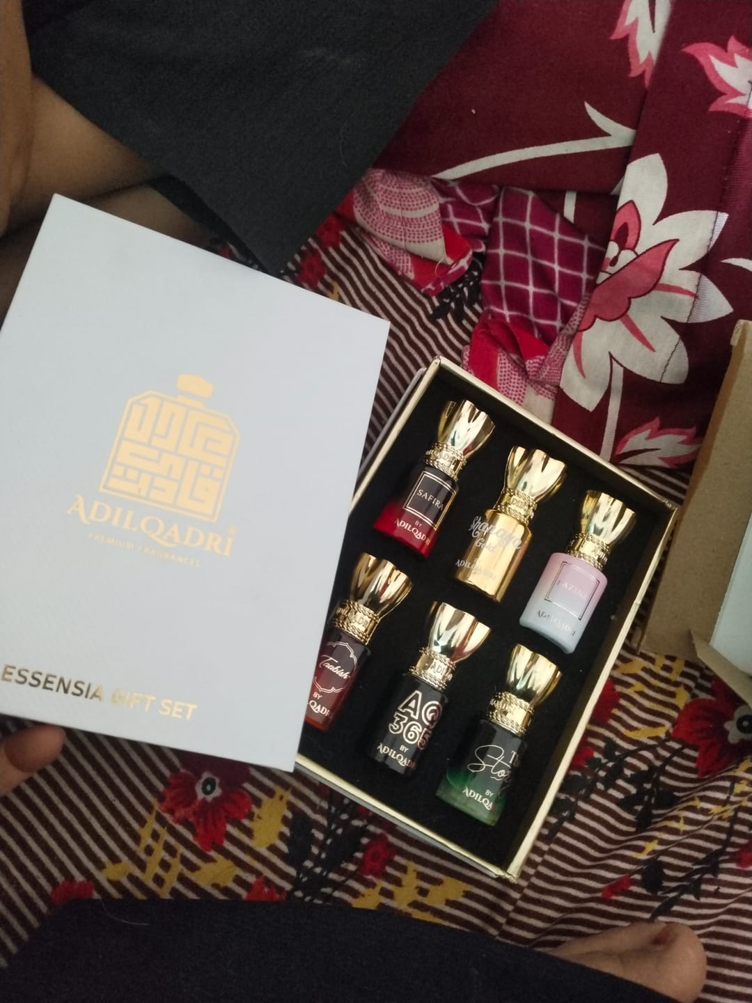 Customer photo review of Essensia Luxury Attar Perfume Gift Set (6 x 5.5Ml)
