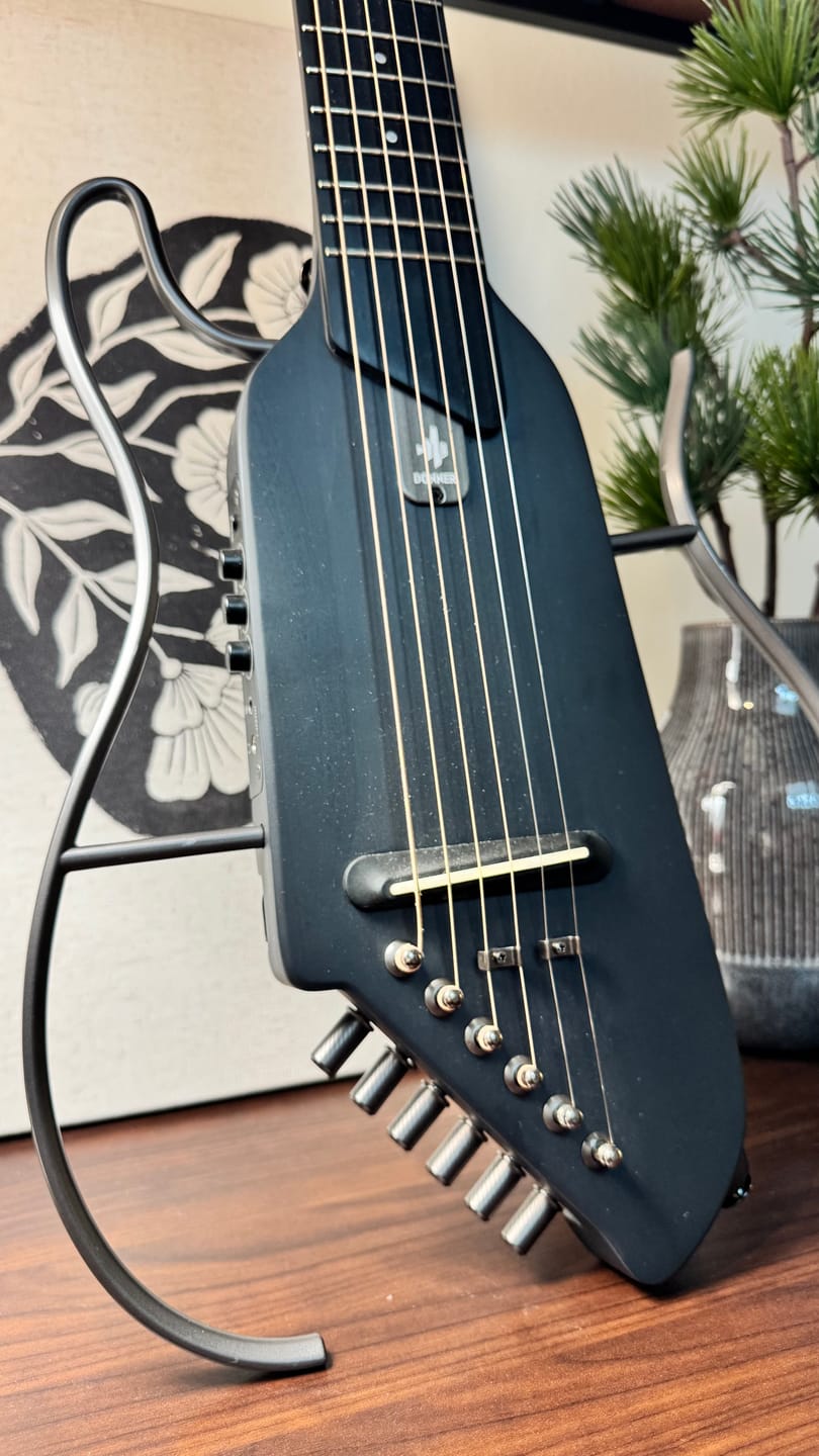 Customer photo review of Donner HUSH™ X Guitare Électrique Sans Tête