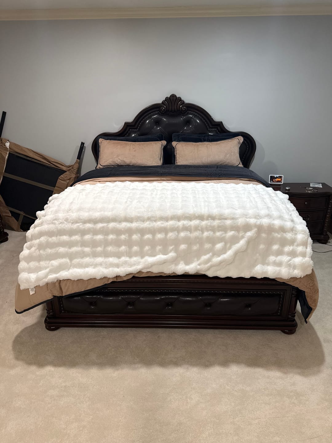 Customer photo review of Velós Complete Bedding Set