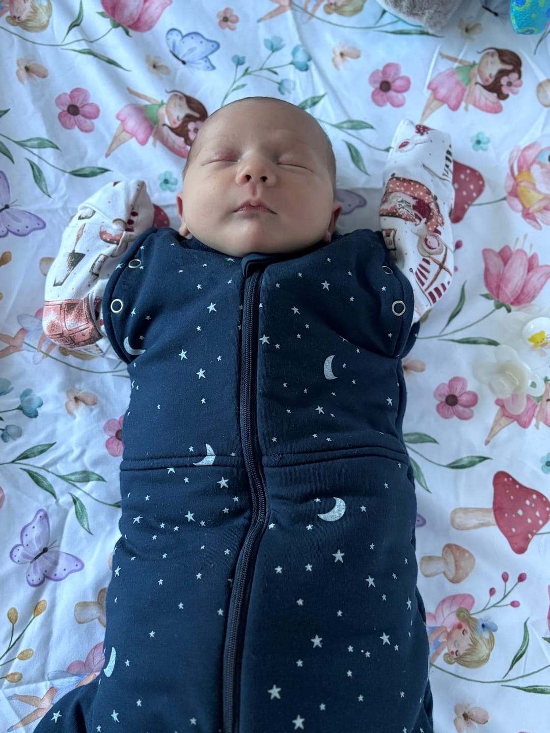 Customer photo review of sleep swaddle bag  blue moon and stars | Newborn | 2.5 Tog