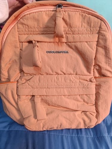 Customer photo review of Mochila Noxus Laptop 14" Cool Capital Naranja
