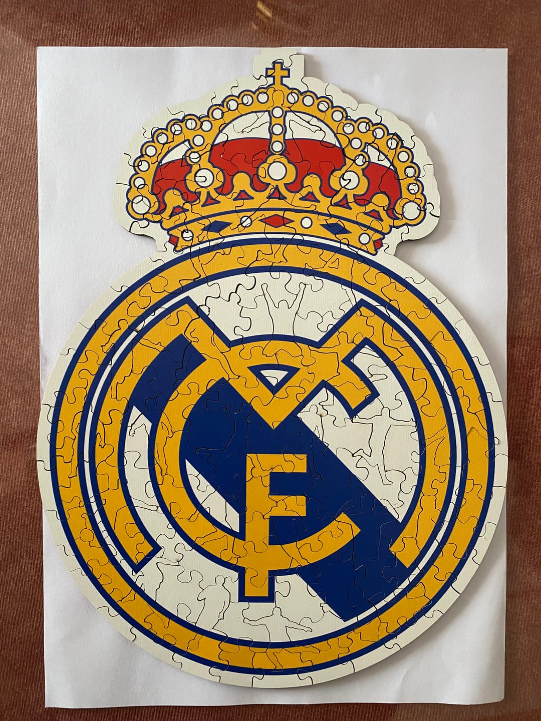 Customer photo review of Real Madrid CF® Logo - Puzzle de Madera