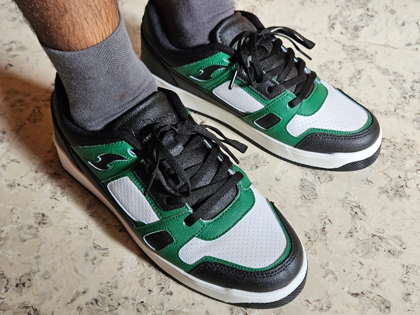 Customer photo review of ASH Black Green