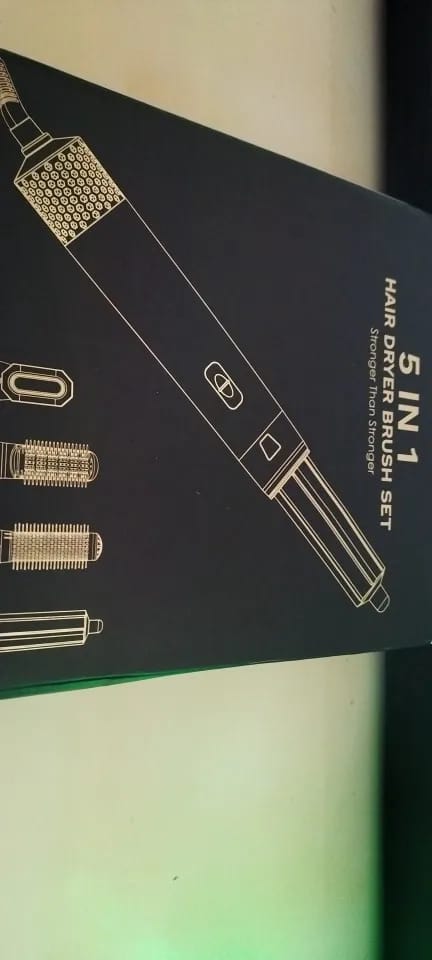 Customer photo review of AVÉRA™ AirStyler Pro