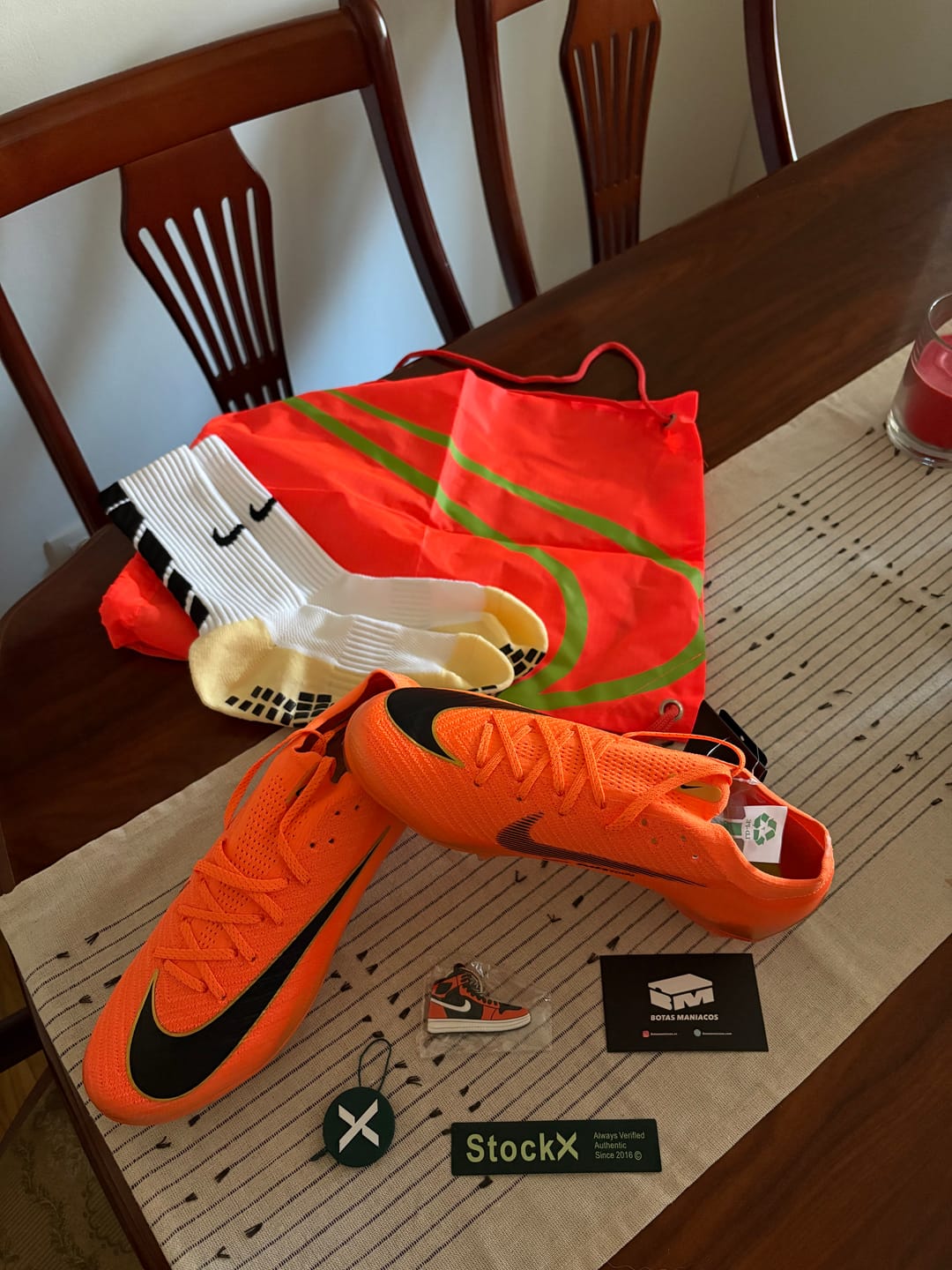 Customer photo review of Nike Mercurial Vapor 16 Déjà Vu Elite FG SE