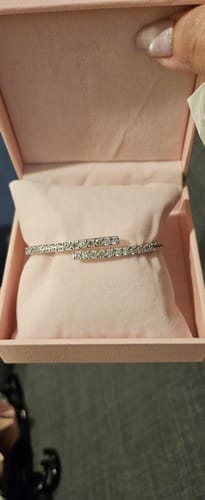 Customer photo review of AVA