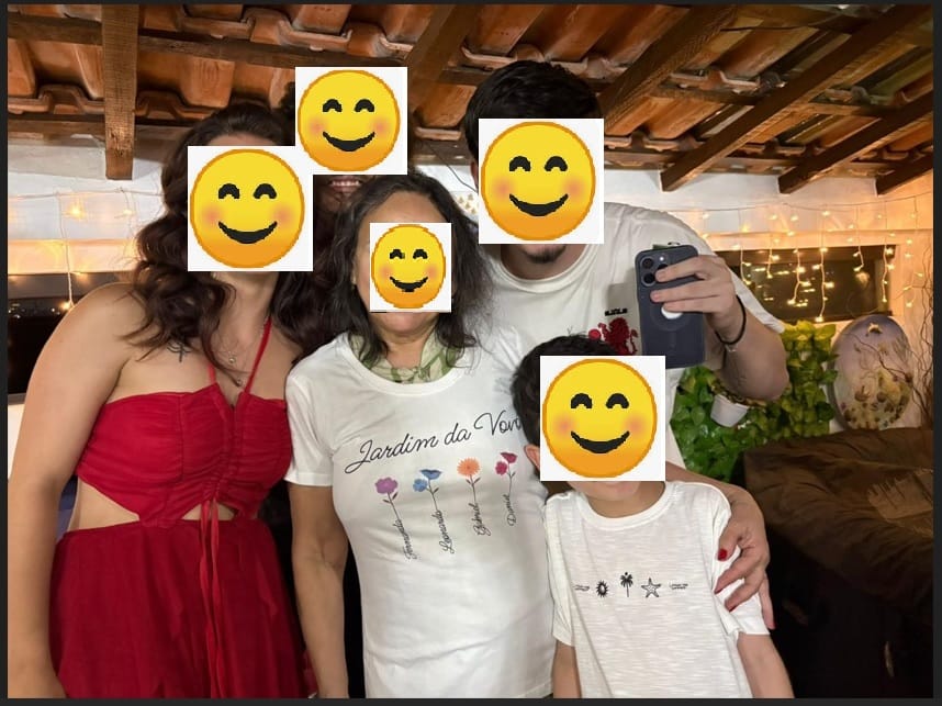 Customer photo review of Camiseta Personalizada Jardim da Vovó - BRANCA - Algodão 100%