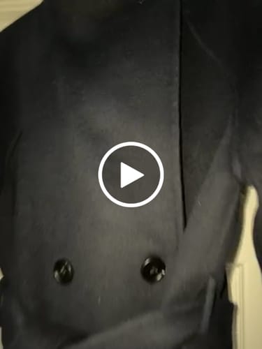 Customer video review of LILY Platinum Wool Double-Face Long Coat
