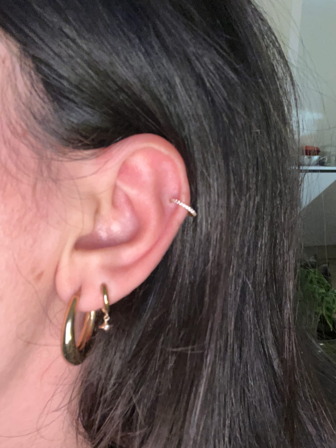 Customer photo review of Eternity Pavé Clicker Gold