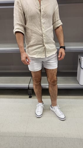 Customer photo review of Ultra-Stretch 5" Chino Shorts - White