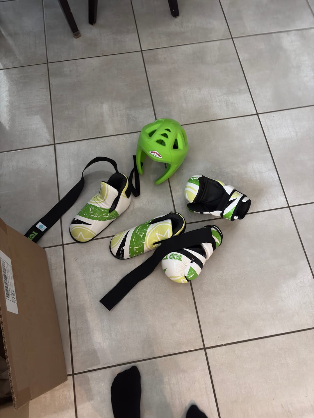 Customer photo review of Top Ten Kicks "URBAN Arts"