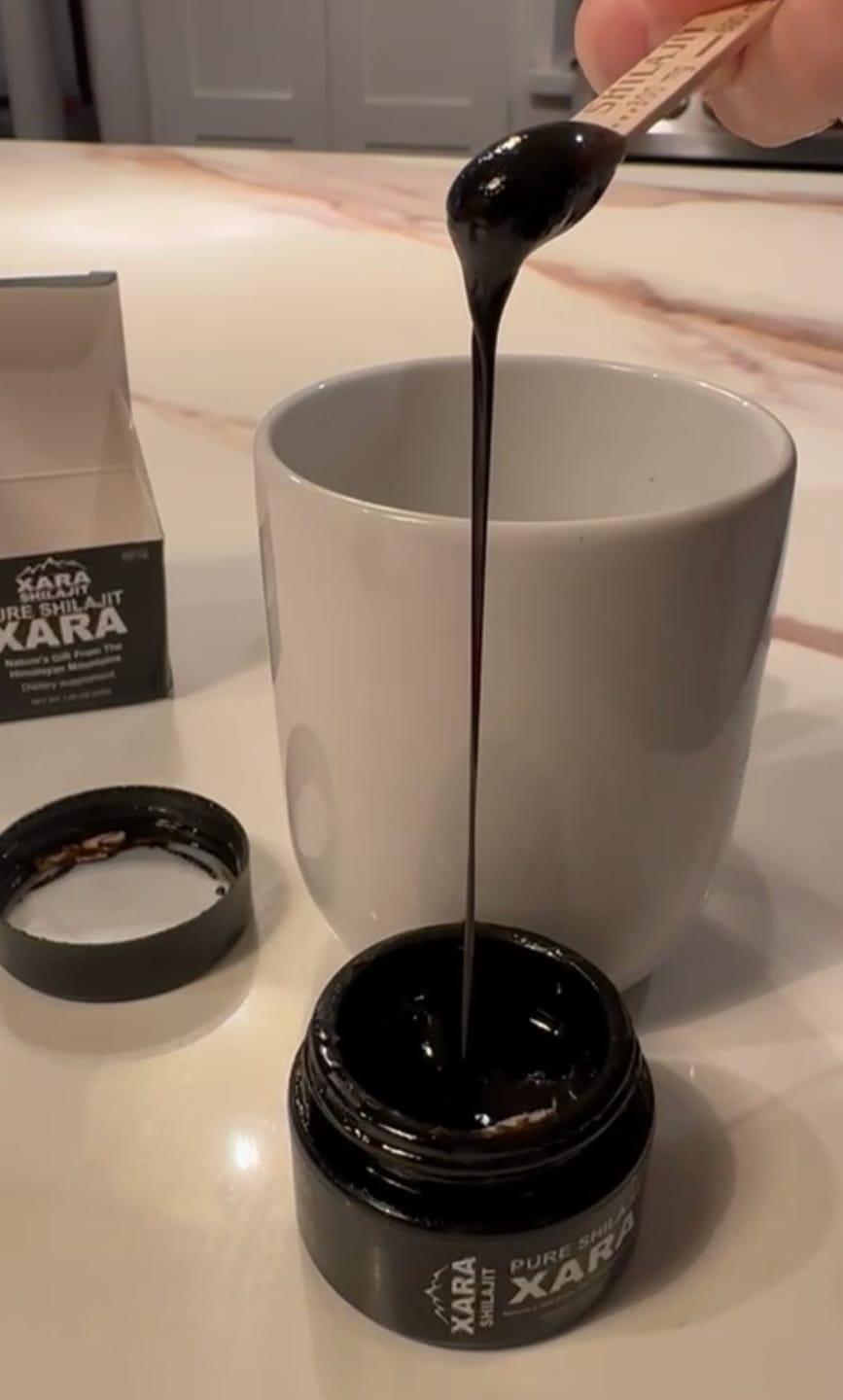Customer photo review of Xara Pure Himalayan Shilajit™ (BUY 1 GET 1 FREE)