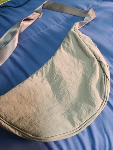 Customer photo review of Crossbody Kora Bolsa Compacta Cool Capital Beige