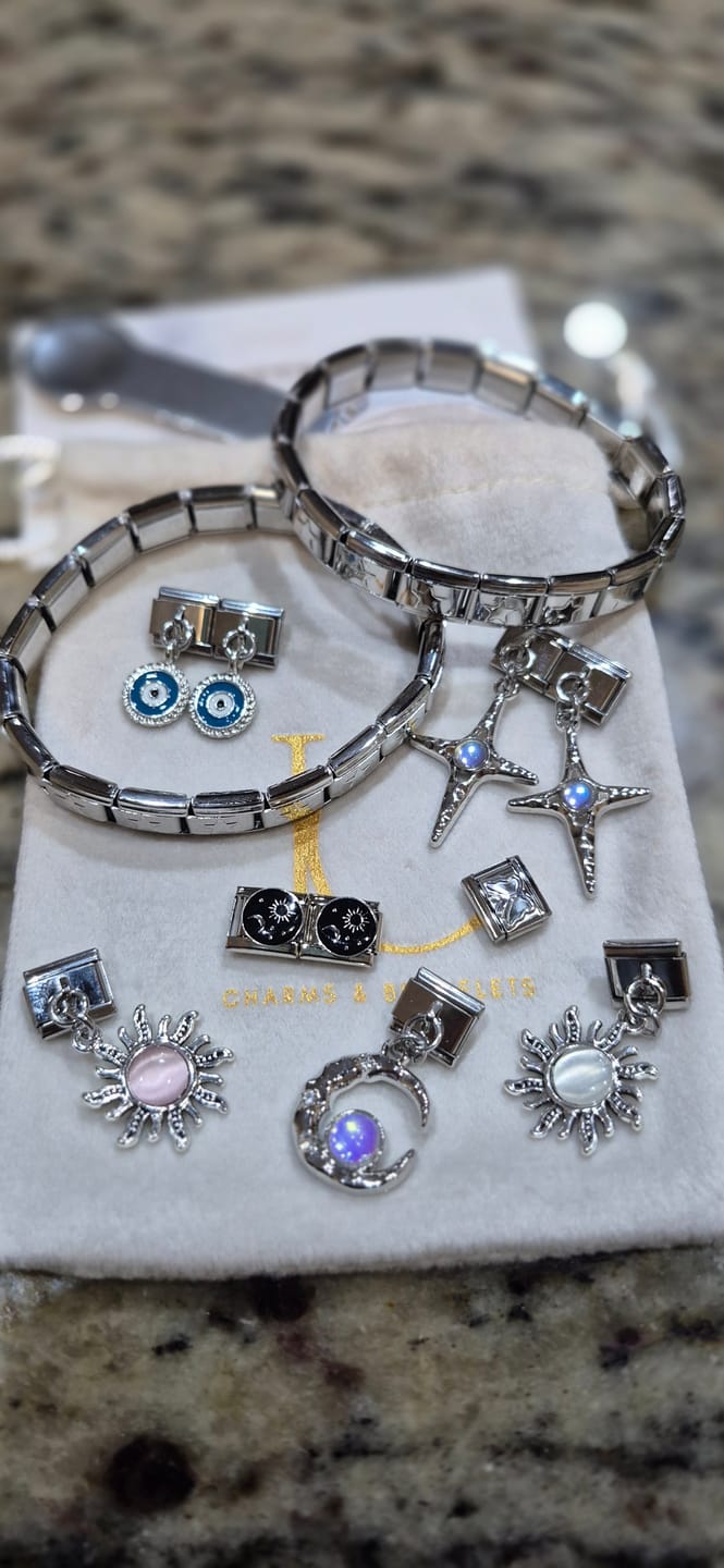 Customer photo review of Charm Estrella Mística