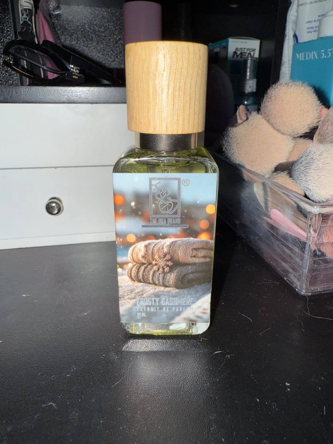 Customer photo review of Frosty Cashmere