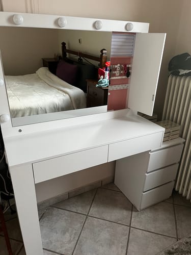 Customer photo review of Τραπέζι Μπουντουάρ Μακιγιάζ Μεικαπ με Ντουλάπι Κοσμημάτων Καθρέφτης Λευκό με Φωτισμό LED Ρυθμιζόμενη Φωτεινότητα RD-T127W01