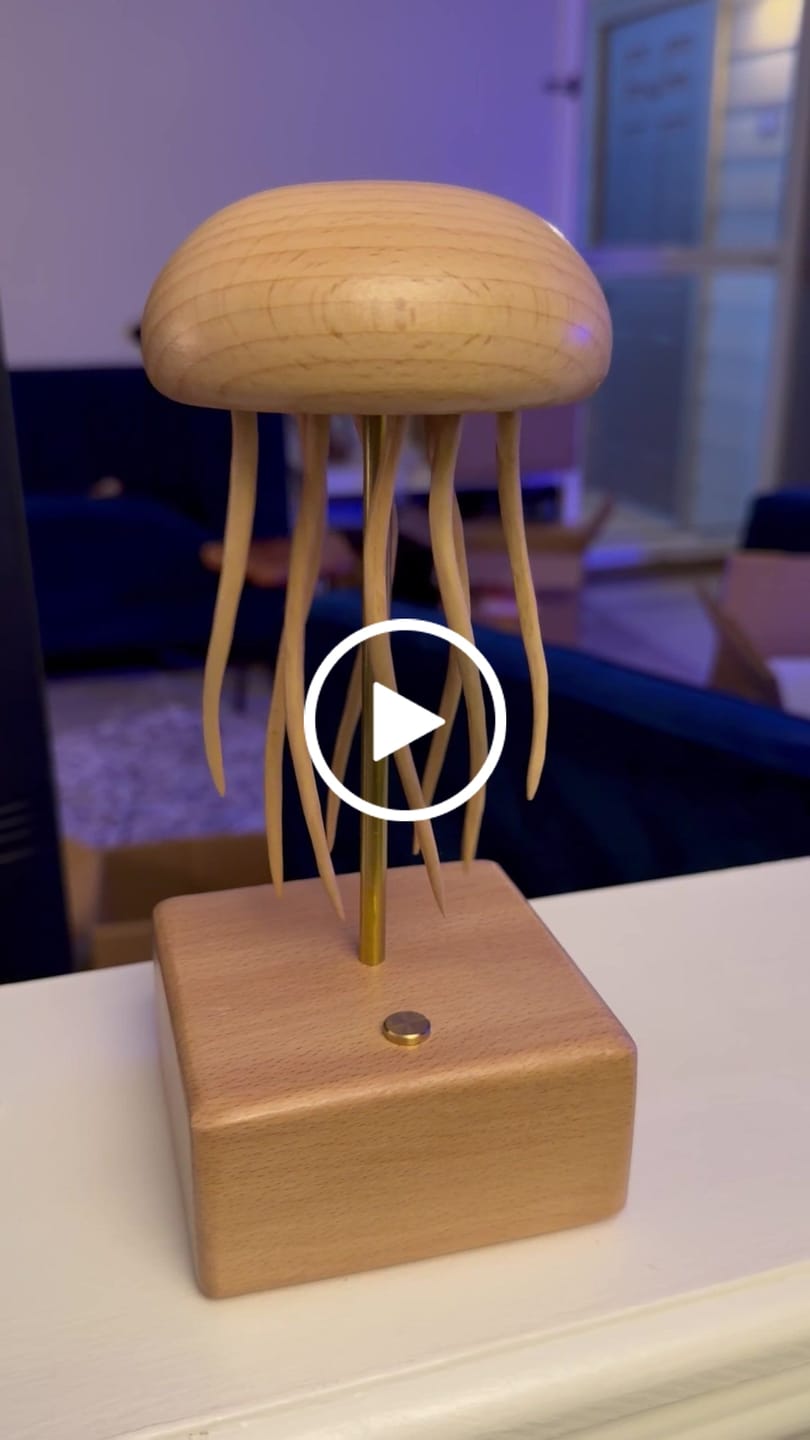 Customer video review of MarinerPoet™ Handcrafted Wooden Jellyfish Automaton