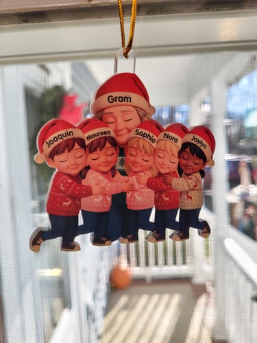 Customer photo review of Personalized Grandma Hugging Grandkids Ornament With 1-6 Names & Christmas Sweater Design | Heartfelt Gift For Grandparents Kids