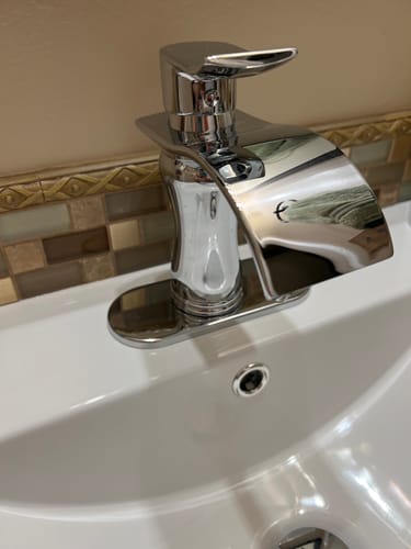 Customer photo review of Waterfall Single Hole Single-Handle Bathroom Faucet Chrome