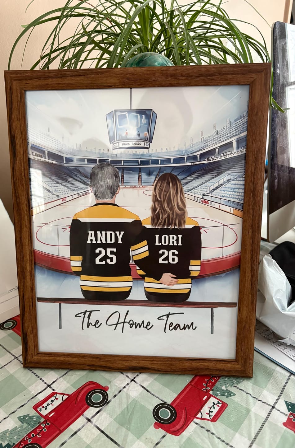 Customer photo review of Custom Ice Hockey Couple Mother's Day Gift,NHL Wall art for boyfriend,Personalized Couple Dog portrait, Anniversary/Birthday Gift for Him