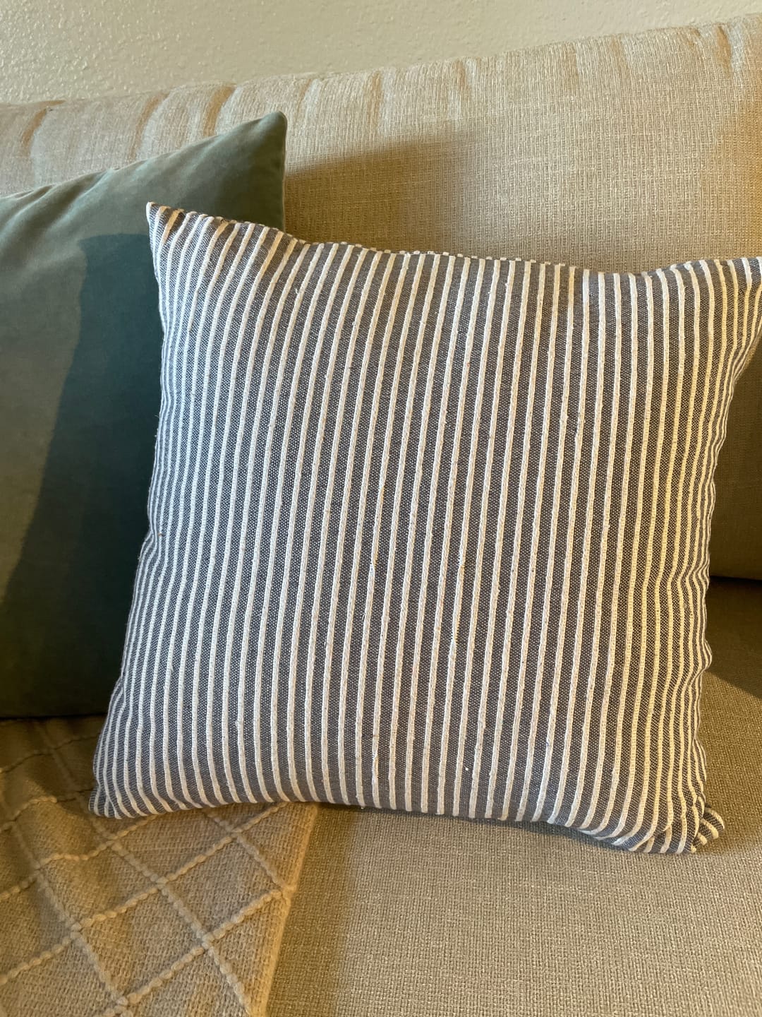 Customer photo review of June In Blue -  18" | 22"