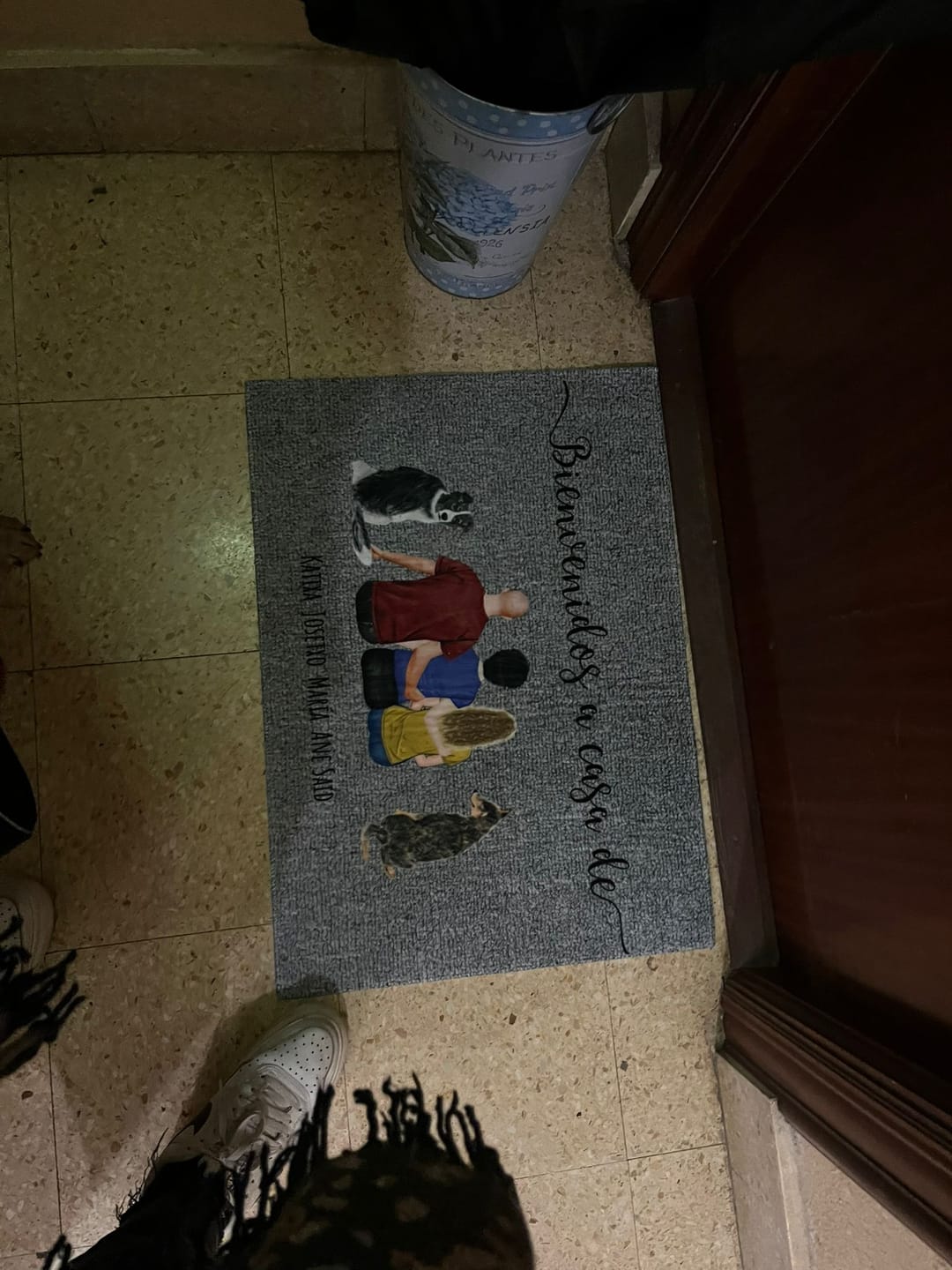 Customer photo review of Familia - Felpudo personalizado