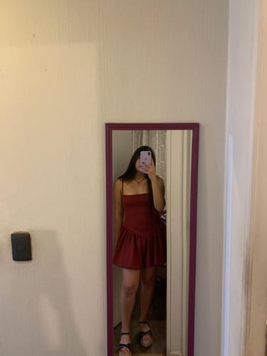 Customer photo review of VESTIDO EMELINE BURDEO