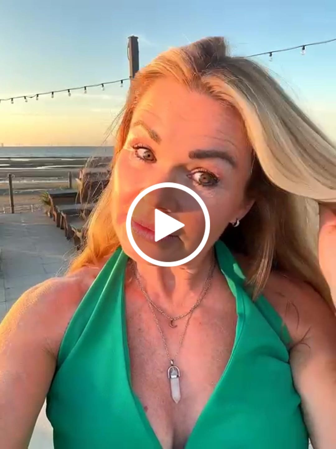 Customer video review of Postcards From | Eau de Parfum