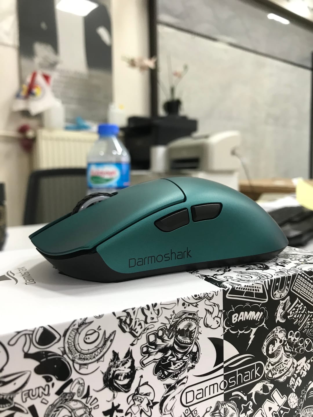 Customer photo review of Darmoshark M3 V2 Wireless Mouse