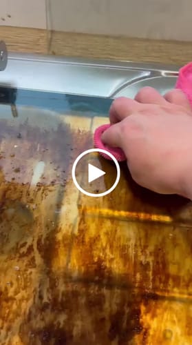 Customer video review of Clean Ya Oven