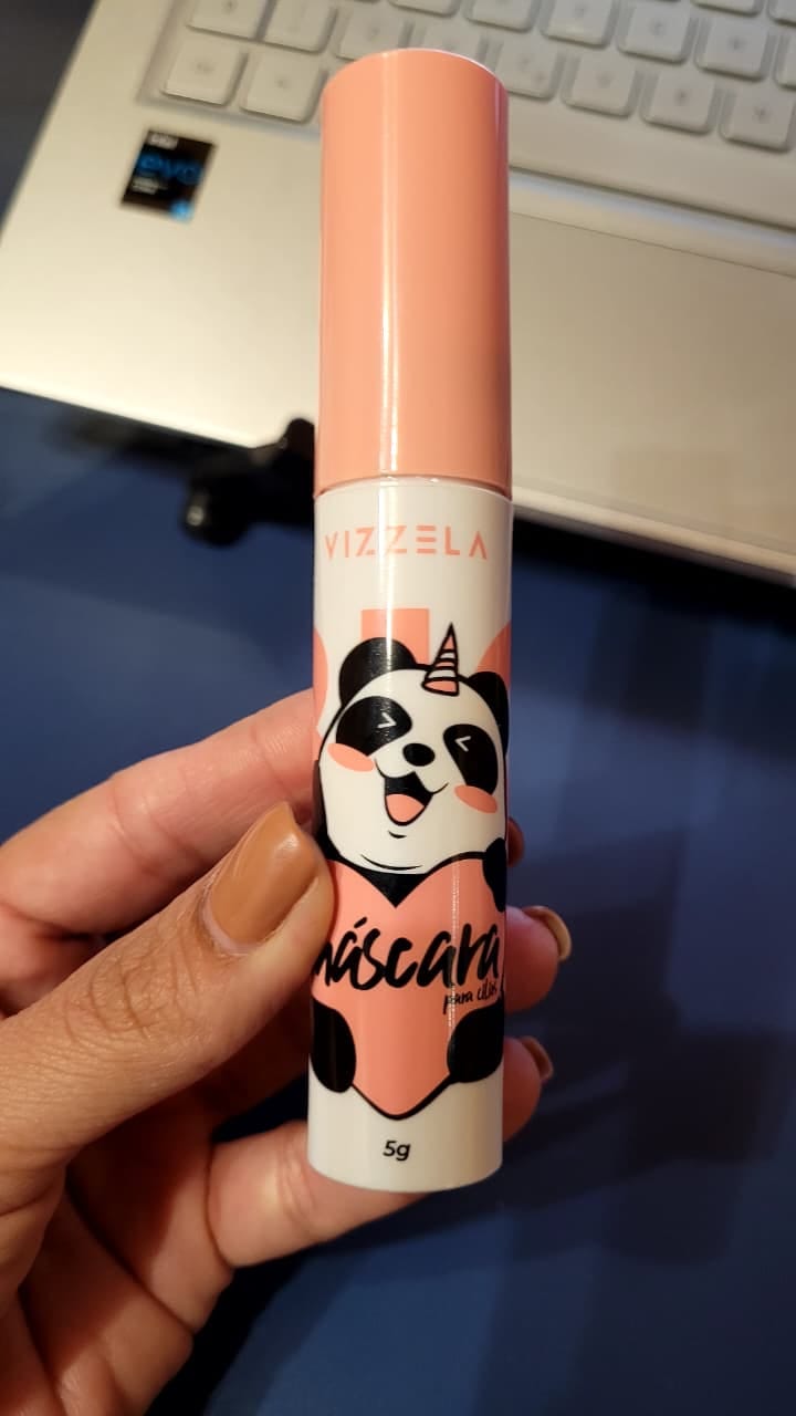 Customer photo review of Máscara Para Cílios Big No Panda Vizzela - Preta