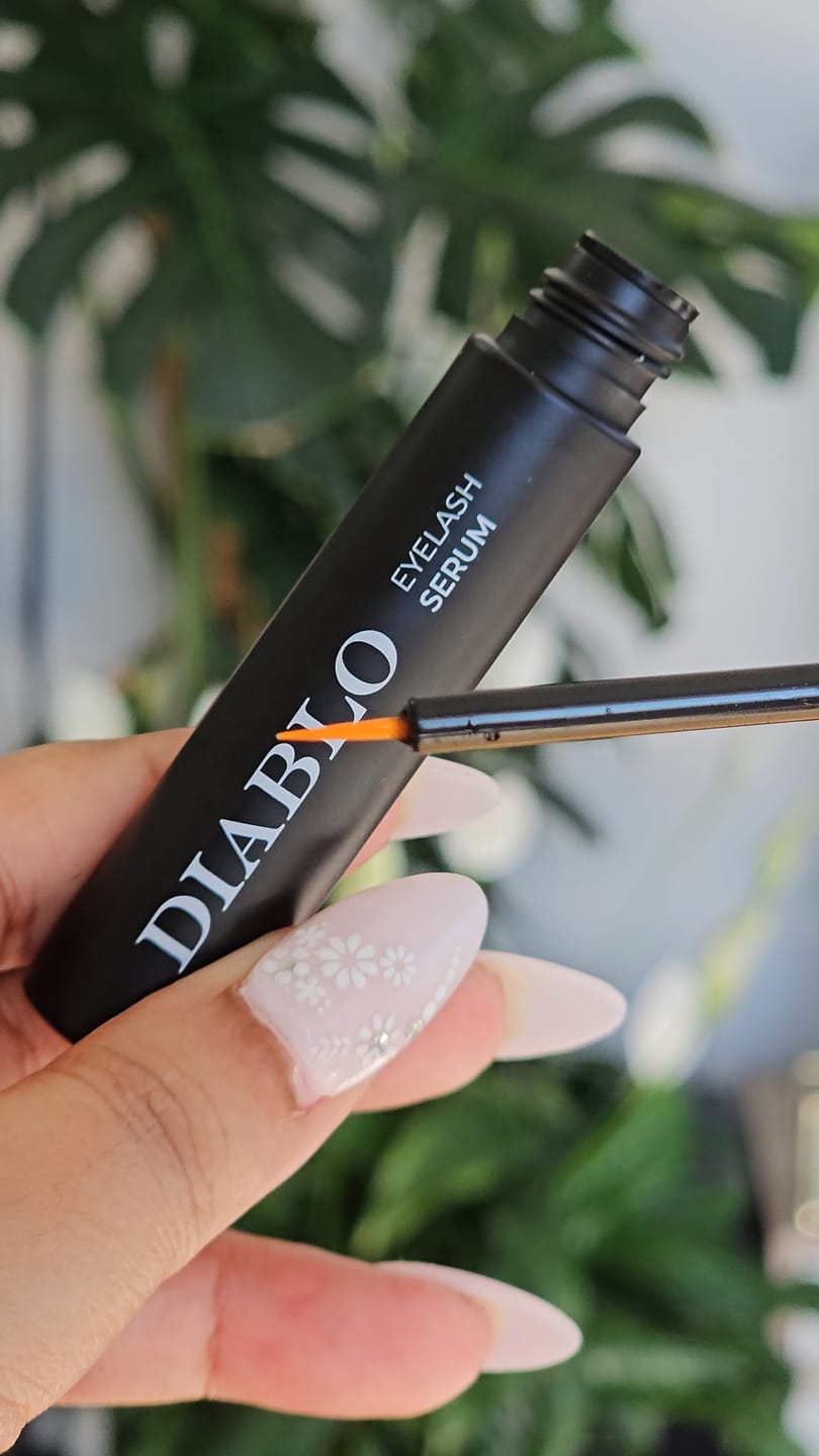 Customer photo review of Eyelash Serum
