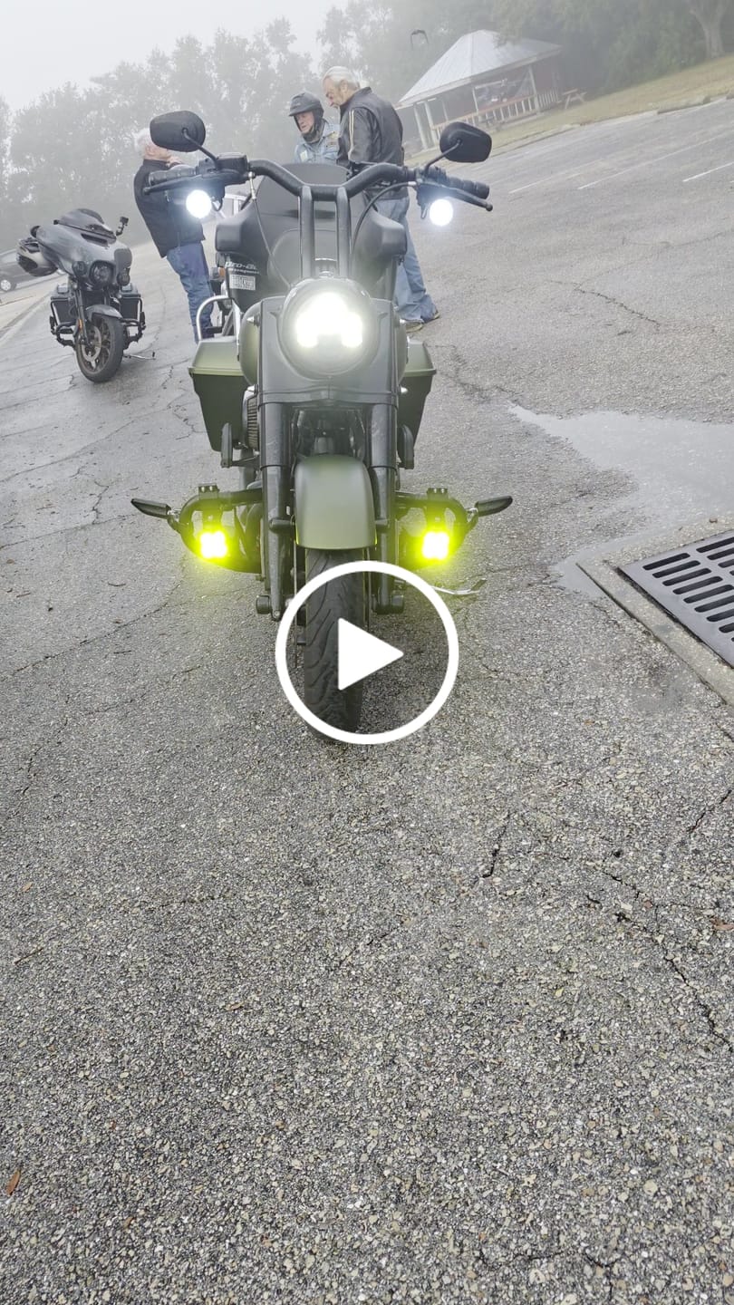 Customer video review of DL4 DRIVING LIGHT PODS W/ DATADIM TECHNOLOGY