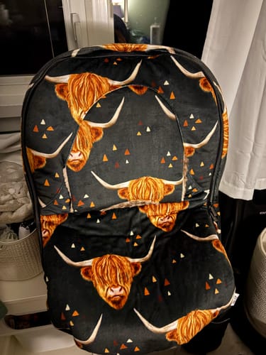 Customer photo review of Winter Cover - Highland Cow