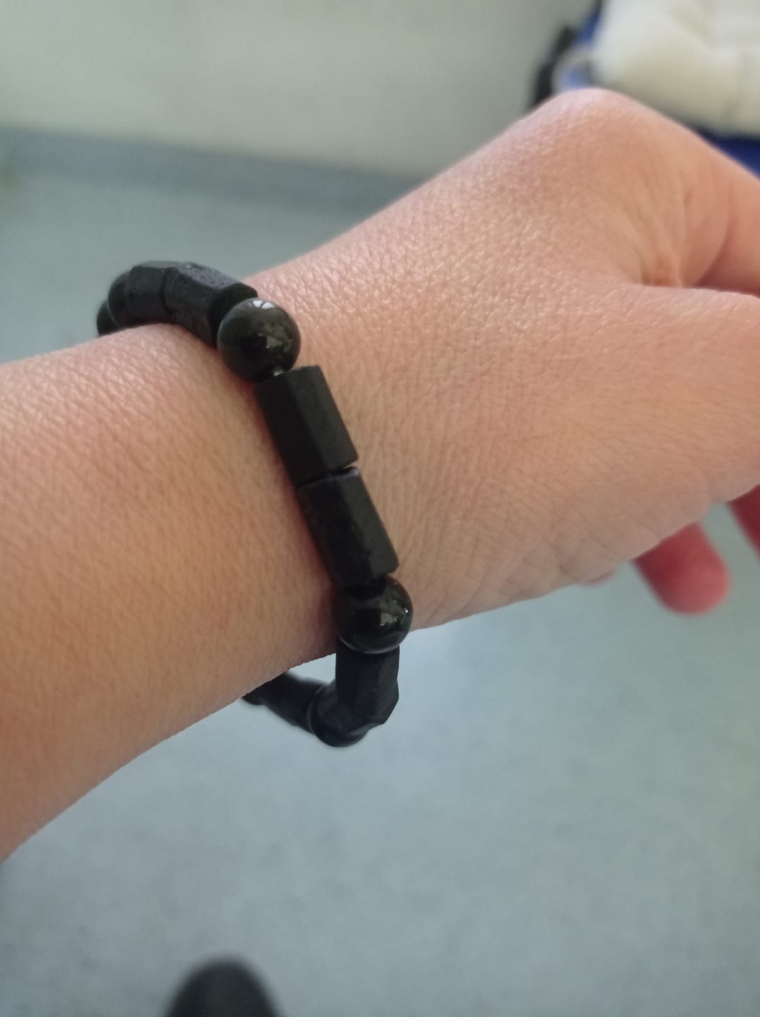 Customer photo review of Schwarzes Turmalin Obsidian - Schutz Armband
