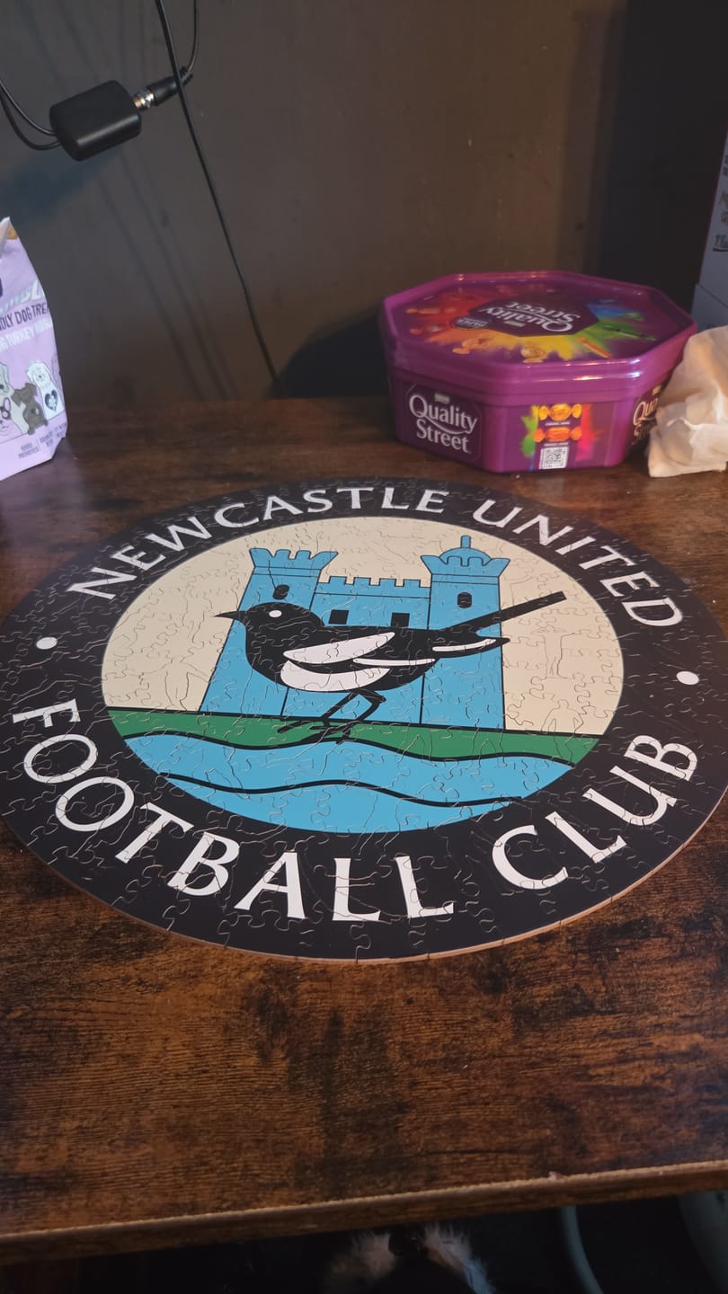 Customer photo review of Newcastle United FC® Retro Crest - Wooden Puzzle