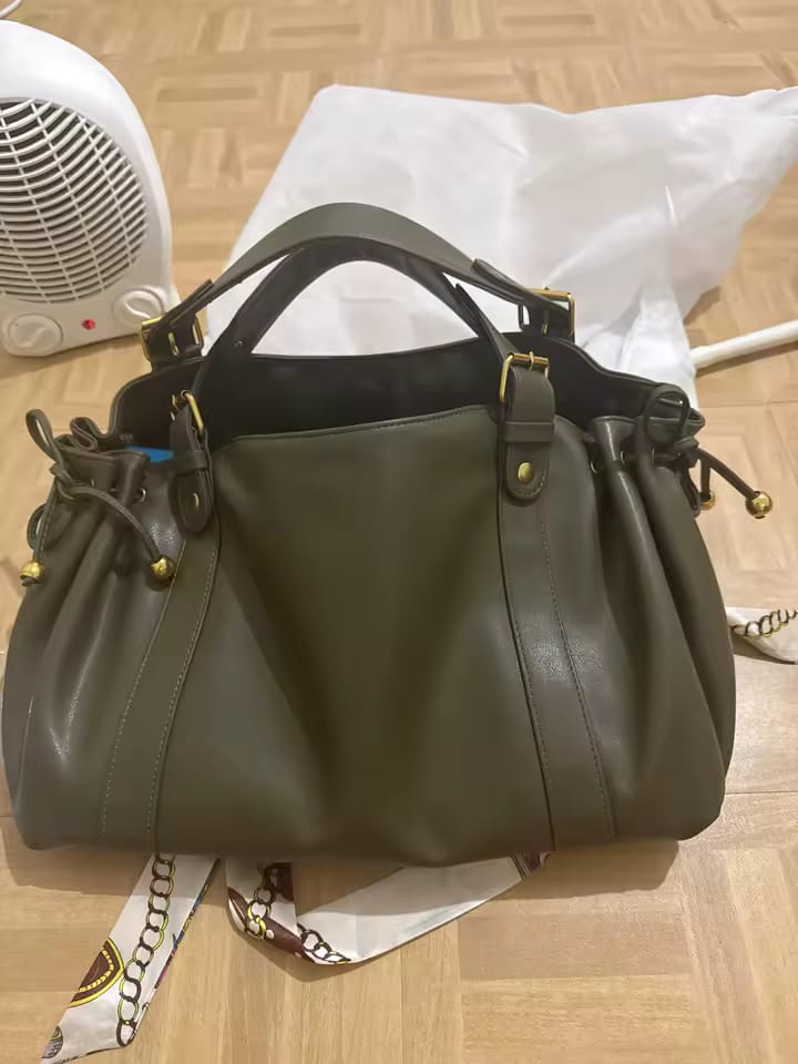 Customer photo review of NWAE - Sac à Main en Cuir Large
