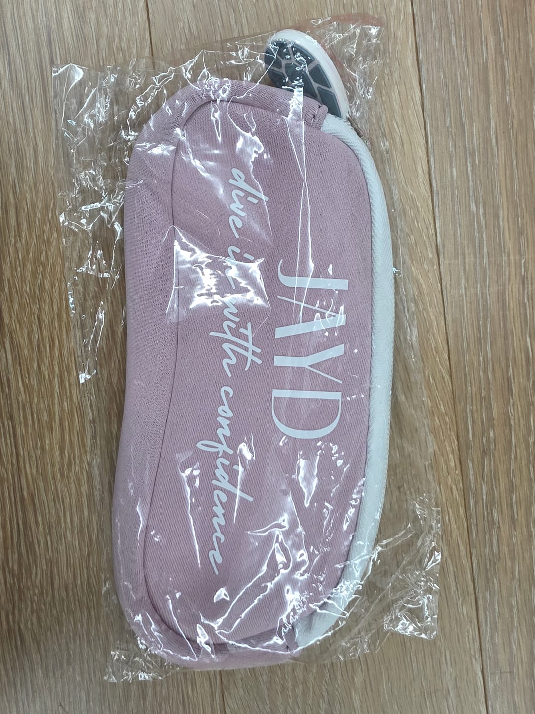 Customer photo review of JAYD Goggle Bag - Pink