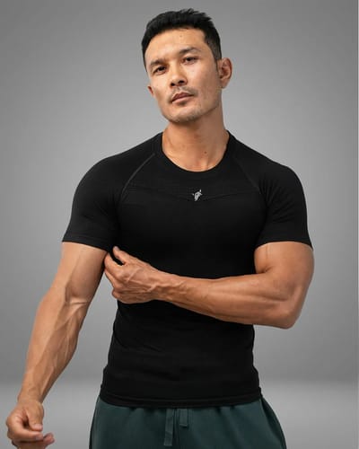 Customer photo review of BRUCE WAYNE COMPRESSION T-SHIRT