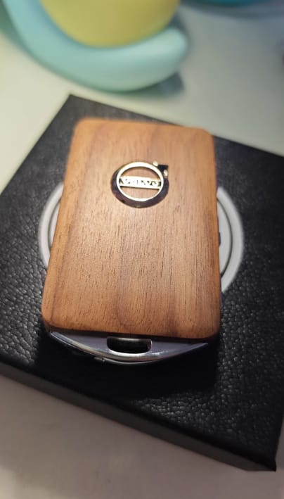 Customer photo review of Car Key Case Cover for XC90 XC60 XC40