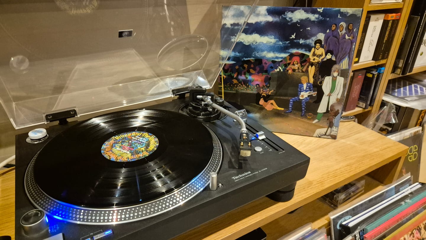 Customer photo review of Around The World In A Day (40th Anniversary 3LP Deluxe Edition) - Prince and The Revolution [VINYL]